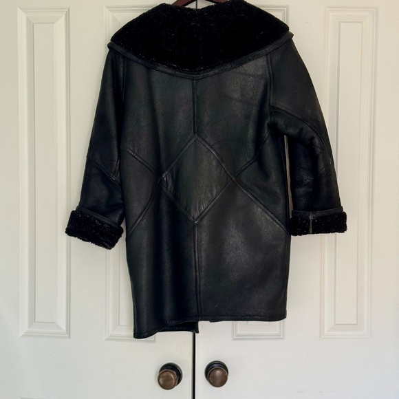1980s chunky black shearling coat oversize unisex - Picture 8 of 9
